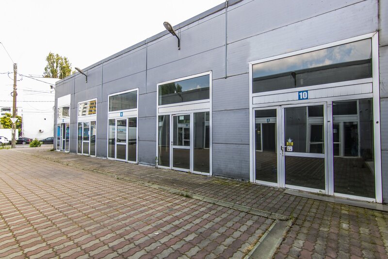 Valea Cascadelor Spatiu Comercial de inchiriat   Depozit Showroom  Retail